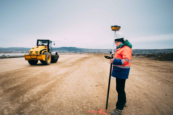 Ingeniería Geomática · Topógrafos para Servicios Topográficos y Geomáticos Benetússer